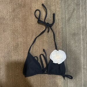 EUC SAME Los Angeles Rosette Black/Cream Bikini Top in Small